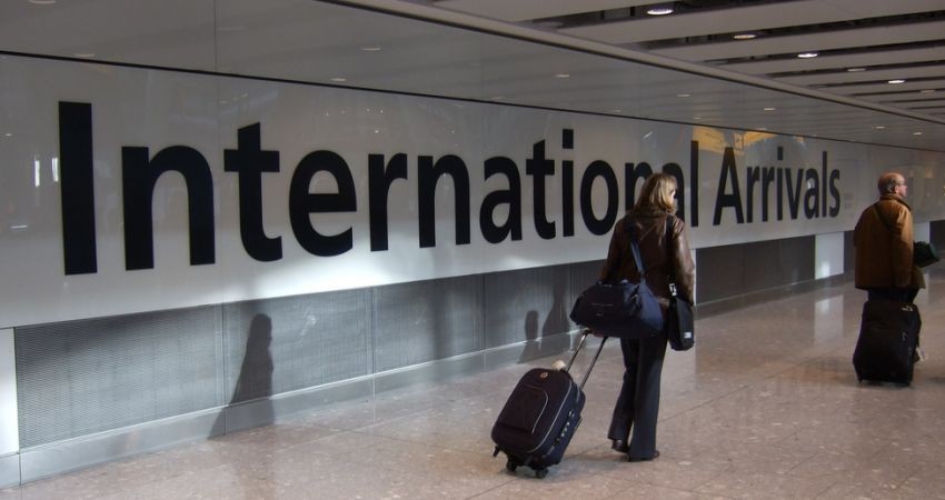    خبر صدور آسان ویزای ایران در 10 فرودگاه کشور.